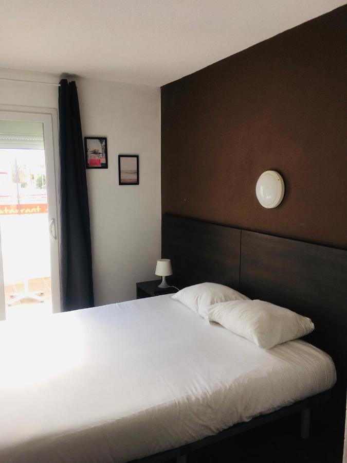 Hotel Le Provencal Narbonne-Plage Bagian luar foto