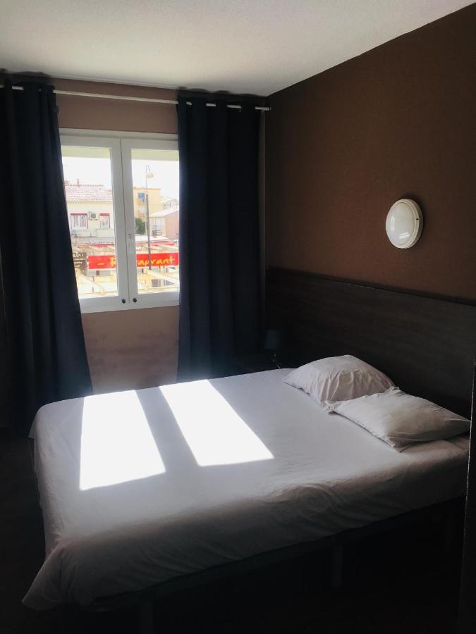 Hotel Le Provencal Narbonne-Plage Bagian luar foto