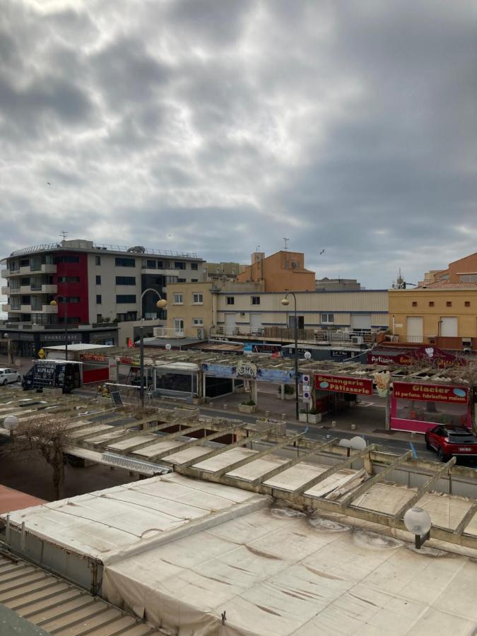 Hotel Le Provencal Narbonne-Plage Bagian luar foto