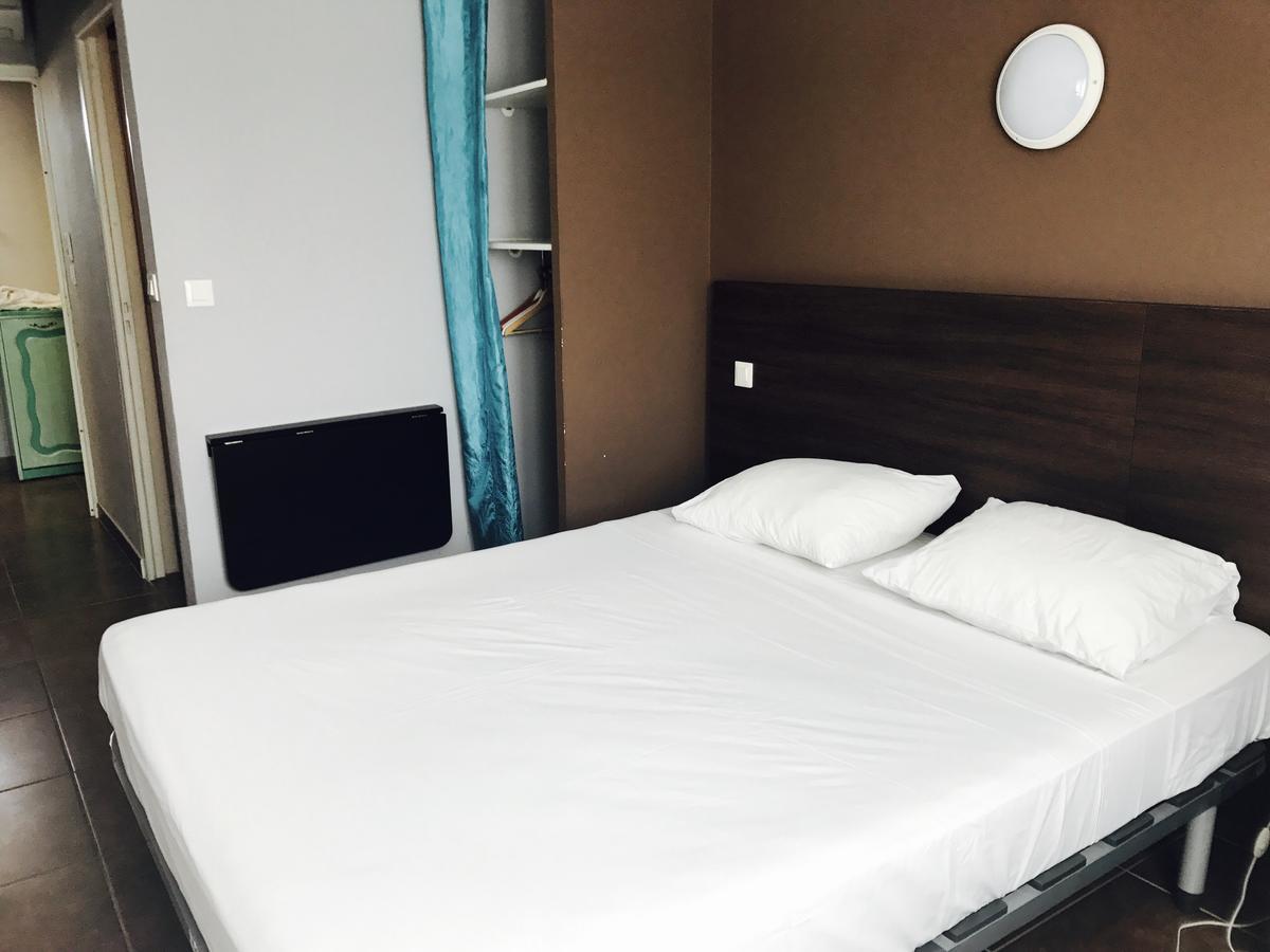 Hotel Le Provencal Narbonne-Plage Bagian luar foto